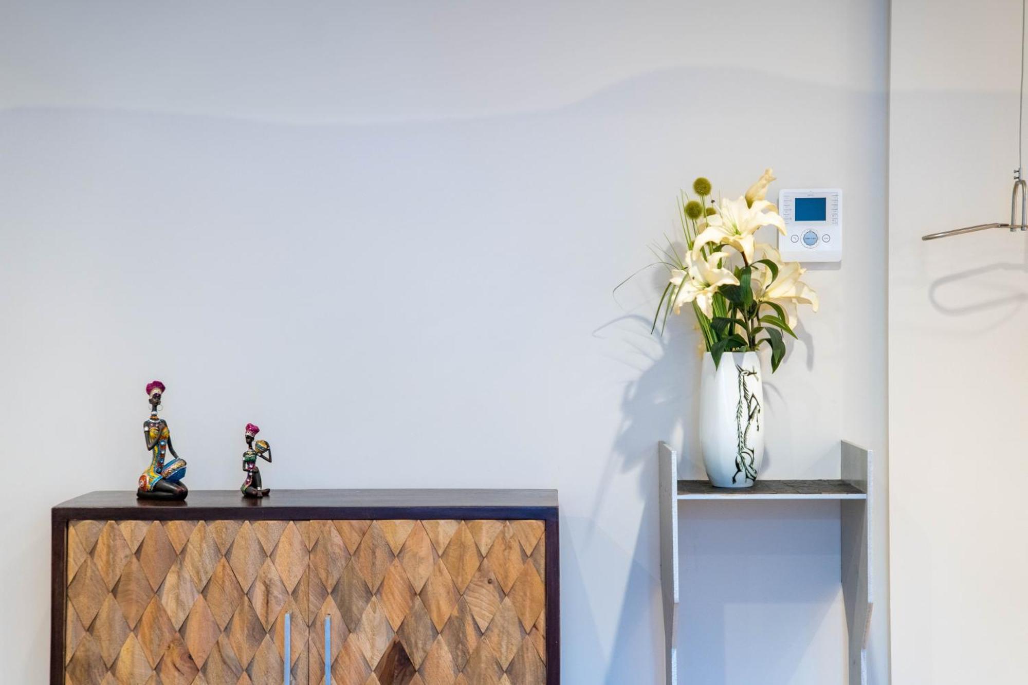 Primrose 1Br Delight W Parking By Lovelystay Porto Bagian luar foto