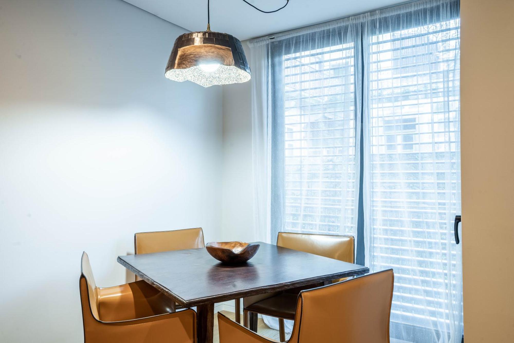 Primrose 1Br Delight W Parking By Lovelystay Porto Bagian luar foto